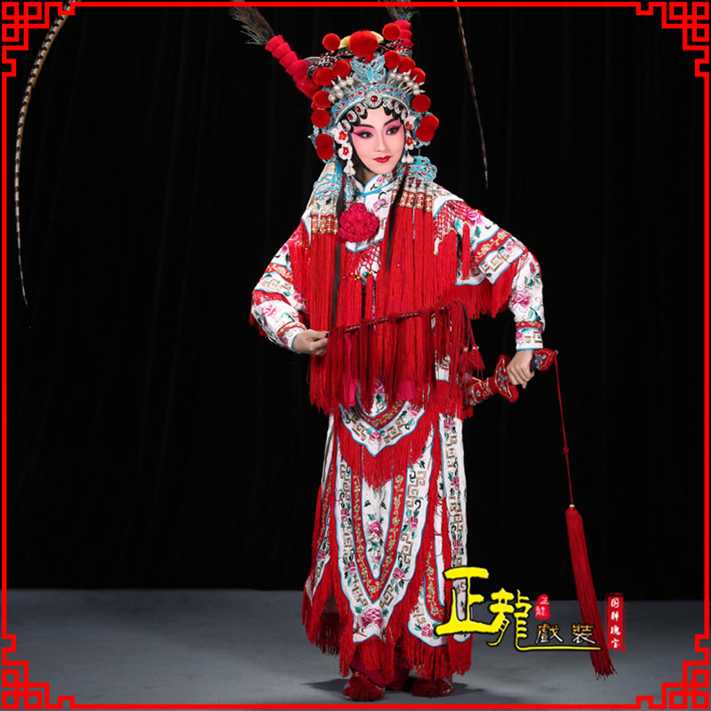 永宁刀马旦改容战父 软绉镶边女改良靠